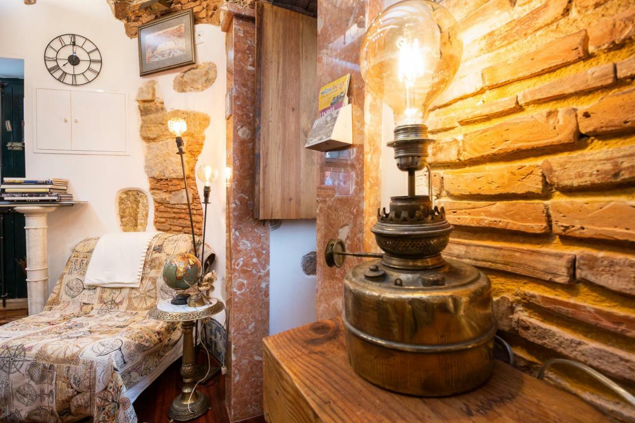Romantic Medieval Apartment Lissabon Exterior foto